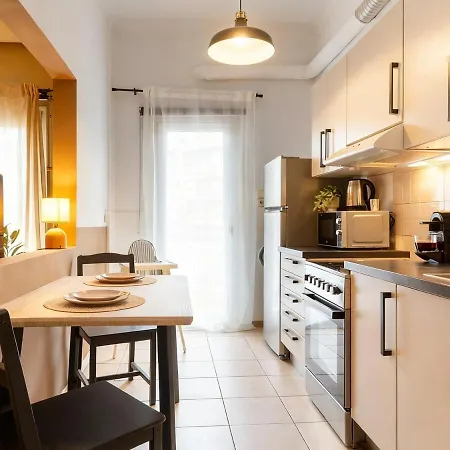 Modern Comfort With Balcony * Thessaloníki