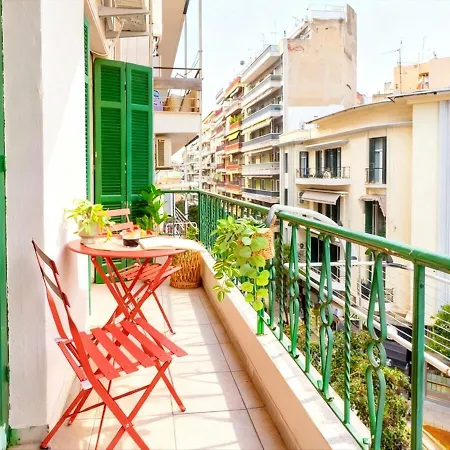 Modern Comfort With Balcony * سالونيك