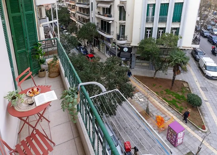 Modern Comfort With Balcony Апартаменты