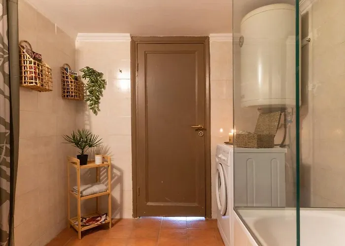 Modern Comfort With Balcony Апартаменты Салоники