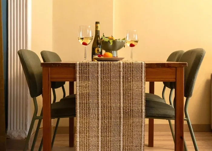 Modern Comfort With Balcony Daire Selanik